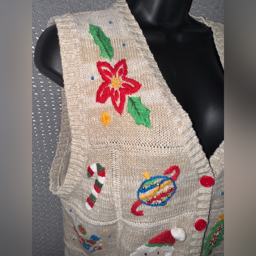 Vintage White Stag Large Festive Whimsical Christmas Sweater Vest Santa Tree - Picture 2 of 7